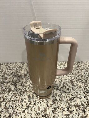 Stanley Quencher Tumbler Travel Mug - Gold Tan Shimmer New 30 Oz